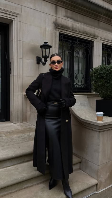 black outfit for old money style winter chic fashion