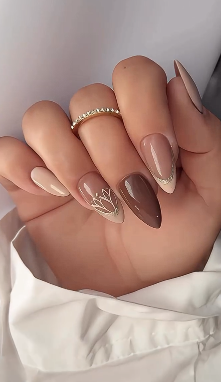 coffee nails for spetember early autumn nail inspiration