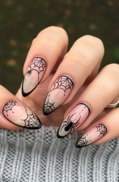 spiderweb nails halloween witchy nails