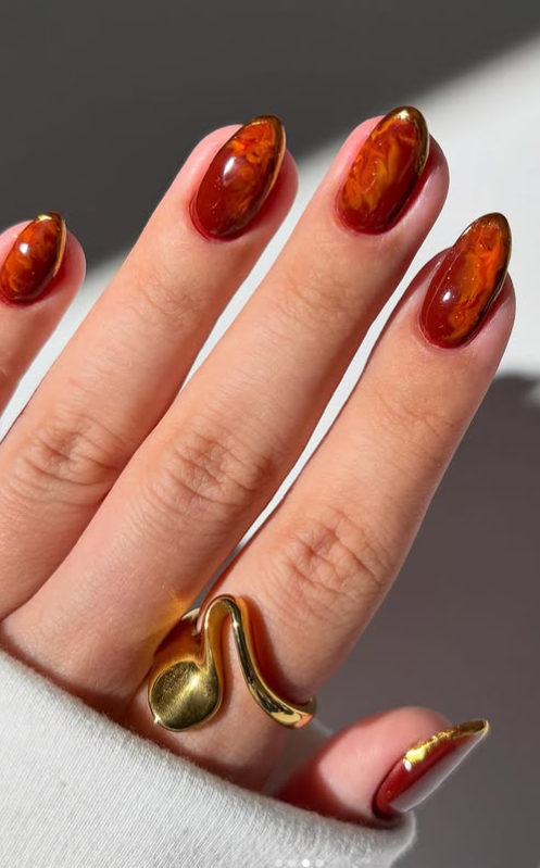 burnt orange autumn tones nails design