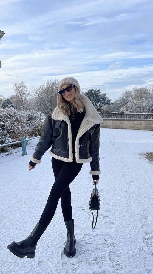 winter mountain outfit