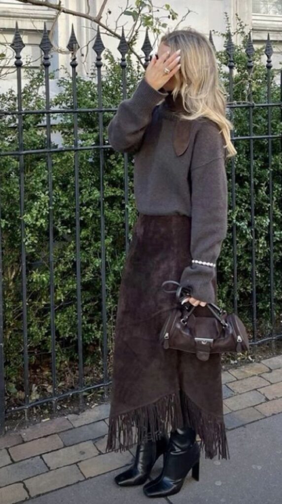 winter skirt outfits women, western chic fashion